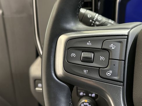 Used 2024 Chevrolet Silverado 1500 LT AWD/4WD image 28