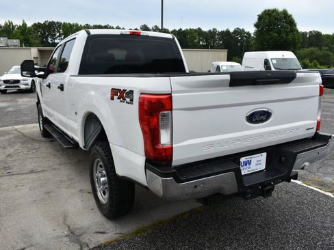 Used 2019 Ford F250 XL w/ Power Equipment Group AWD/4WD image 8