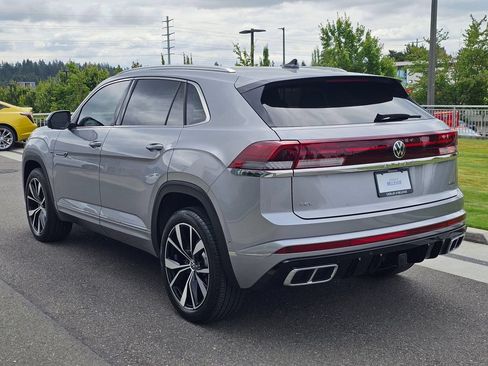 Used 2024 Volkswagen Atlas Cross Sport SEL Premium R-Line AWD/4WD image 3