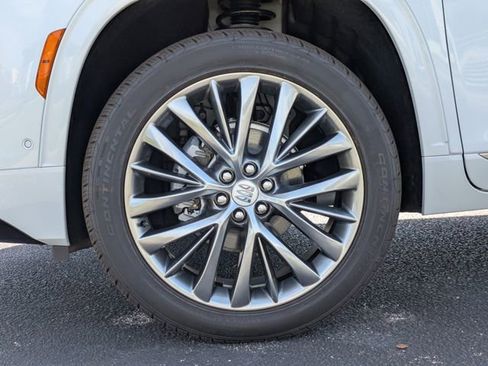 New 2026 Buick Enclave Avenir w/ Super Cruise Package FWD image 14