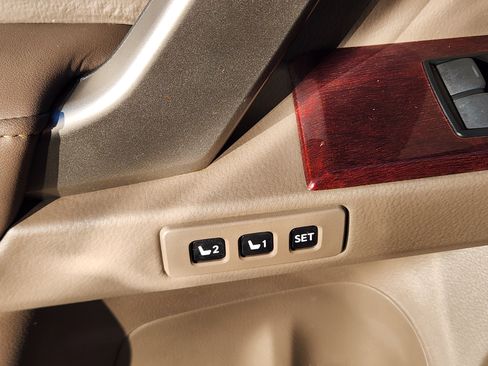 Used 2018 Lexus GX 460 image 28