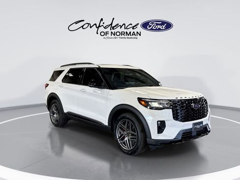 New 2026 Ford Explorer ST-Line w/ ST-Line Street Pack AWD/4WD image 11