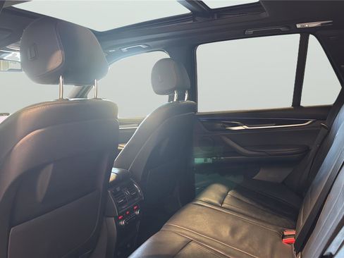 Used 2018 BMW X5 xDrive40e w/ Driving Assistance Package image 17