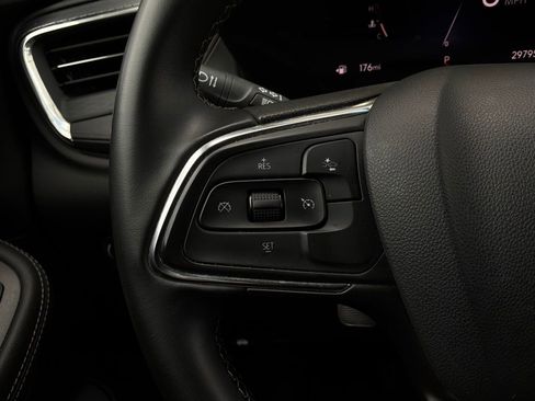 Used 2025 Buick Encore GX Preferred FWD image 31