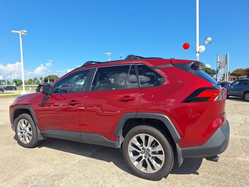 Used 2024 Toyota RAV4 XLE Premium FWD image 7