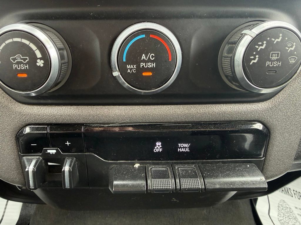 Used 2019 RAM 1500 Tradesman w/ SXT Appearance Group AWD/4WD image 21