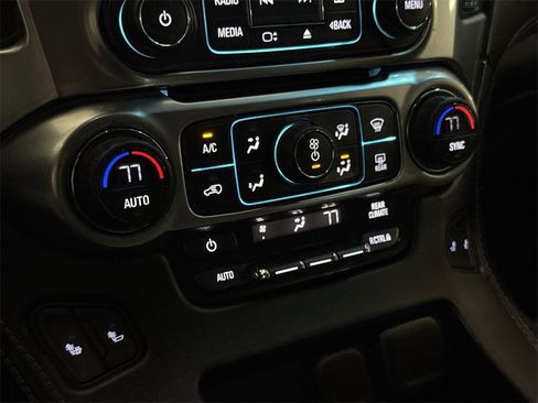 Used 2019 Chevrolet Tahoe LT image 16