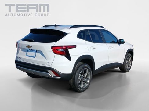 New 2026 Chevrolet Trax LT w/ Driver Confidence Package image 7