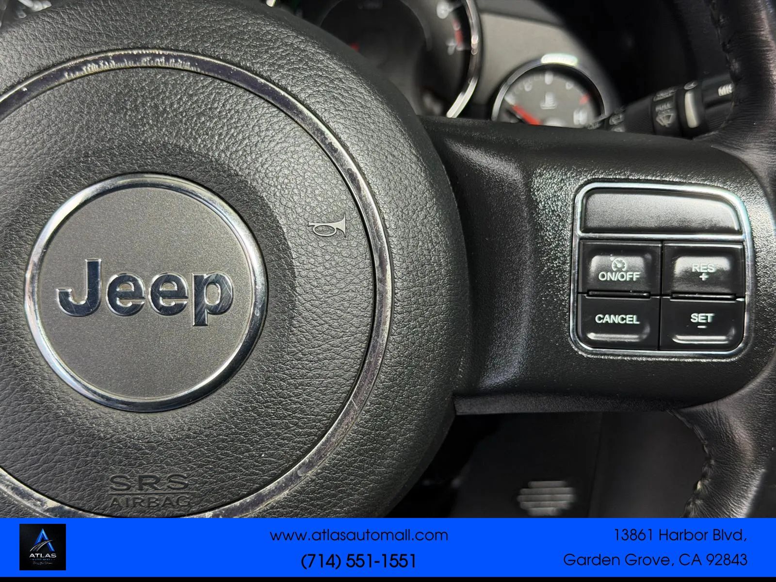 Used 2018 Jeep Wrangler Unlimited Sahara AWD/4WD image 27
