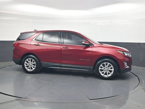 Used 2018 Chevrolet Equinox LT FWD image 4