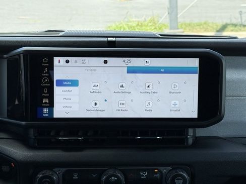 Used 2024 Jeep Wrangler Sport S image 27