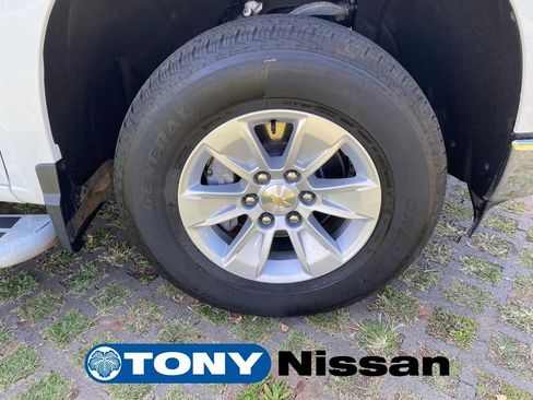 Used 2024 Chevrolet Silverado 1500 W/T w/ WT Fleet Convenience Package image 9