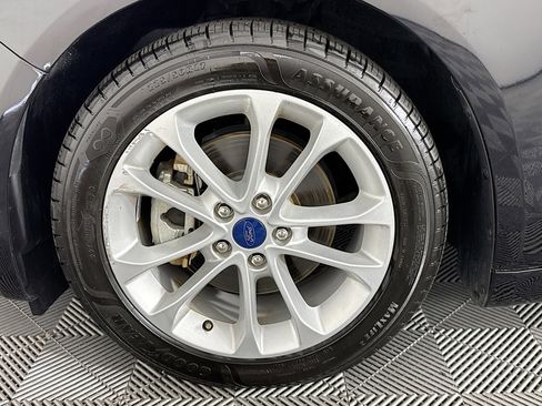 Used 2019 Ford Fusion SE image 58
