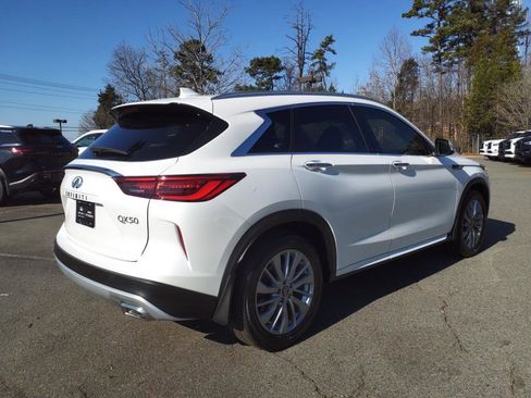 Used 2024 INFINITI QX50 Luxe AWD/4WD image 21