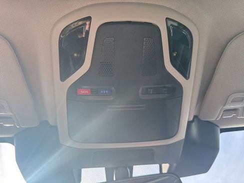 Used 2023 Subaru Outback Premium image 30