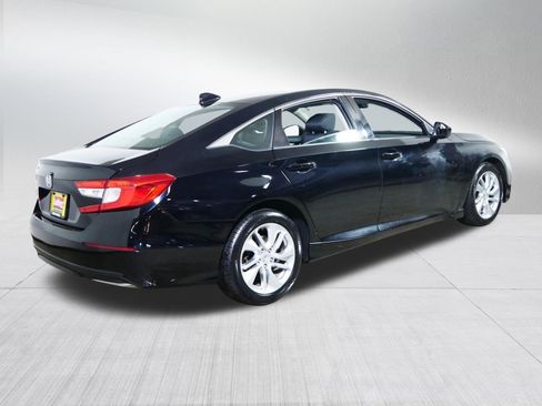 Used 2018 Honda Accord LX image 7