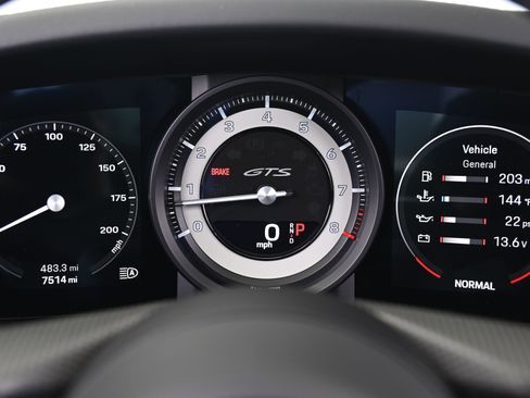 Certified 2022 Porsche 911 Targa 4S AWD/4WD image 38