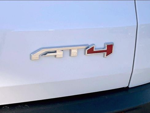 Used 2026 GMC Acadia AT4 w/ Super Cruise Package image 8