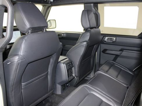 New 2025 Ford Bronco Outer Banks image 26