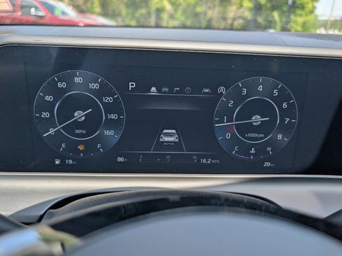 New 2026 Kia Seltos EX FWD image 11