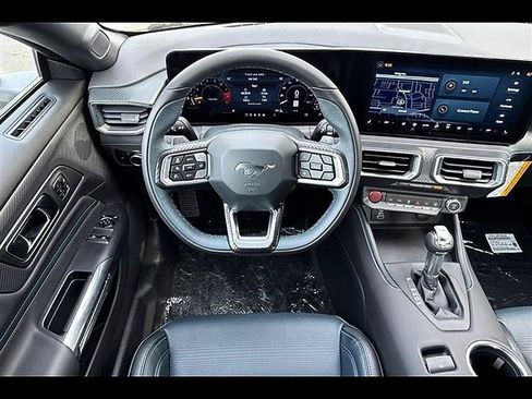 Used 2025 Ford Mustang GT Premium RWD image 6