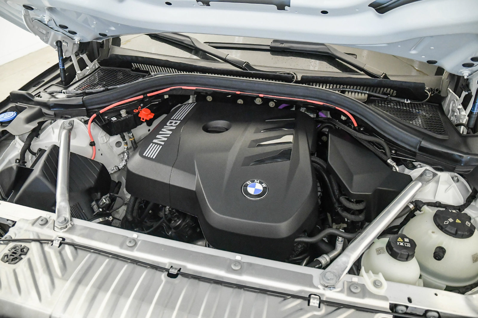 Used 2026 BMW X3 xDrive30i w/ M Sport Package AWD/4WD image 28