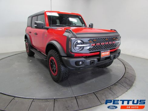 Used 2022 Ford Bronco Badlands AWD/4WD image 1