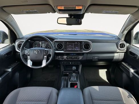 Used 2023 Toyota Tacoma SR5 w/ Technology Package AWD/4WD image 10