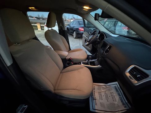 Used 2020 Jeep Compass Sport image 9