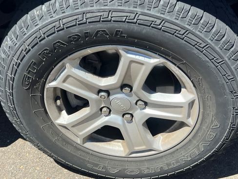 Used 2019 Jeep Wrangler Unlimited Sport S AWD/4WD image 14