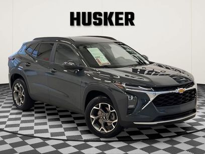 Used 2025 Chevrolet Trax LT