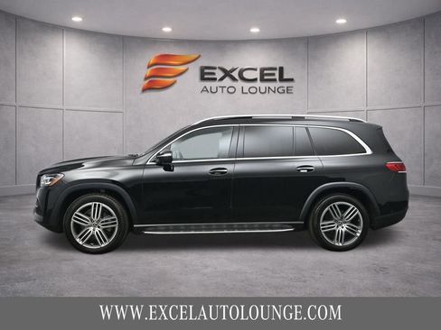 Used 2022 Mercedes-Benz GLS 450 4MATIC image 3