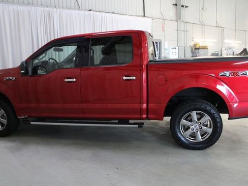 Used 2020 Ford F150 XLT w/ Equipment Group 302A Luxury AWD/4WD image 28
