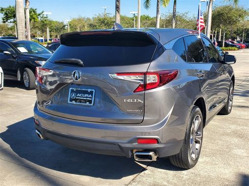 Used 2023 Acura RDX AWD w/ Advance Package image 7