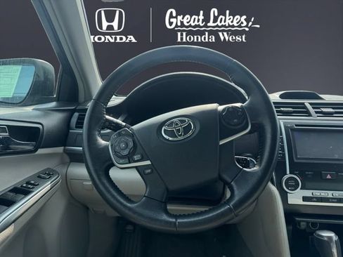 Used 2012 Toyota Camry XLE w/ Convenience Pkg FWD image 12