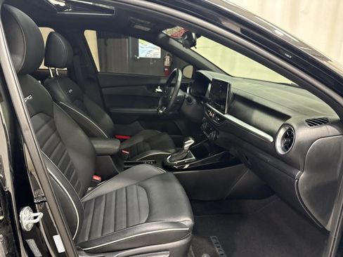 Certified 2024 Kia Forte GT-Line w/ GT-Line Premium Package FWD image 31