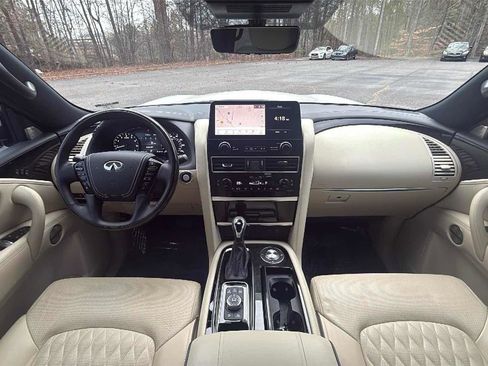Used 2023 INFINITI QX80 Sensory w/ All-Season Package image 40