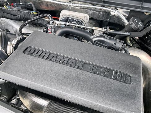 Used 2025 Chevrolet Silverado 2500 LTZ w/ LTZ Plus Package AWD/4WD image 32