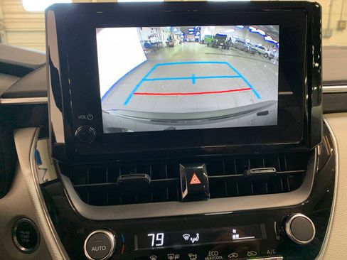 Certified 2024 Toyota Corolla LE w/ LE Convenience Package image 6