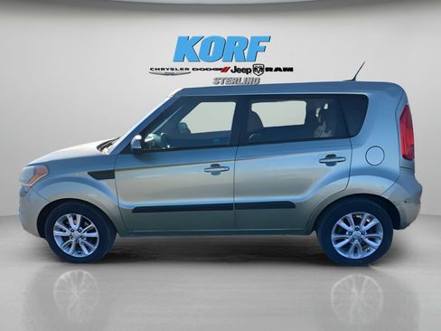 Used 2012 Kia Soul + image 7