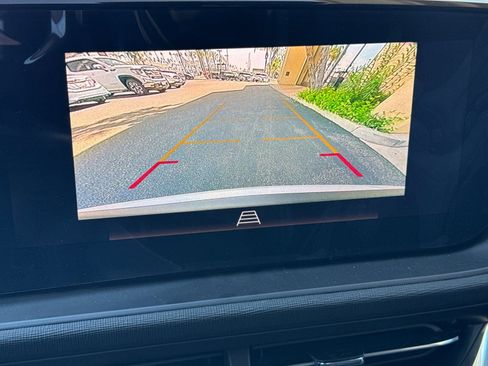 New 2026 Buick Envista Sport Touring FWD image 19