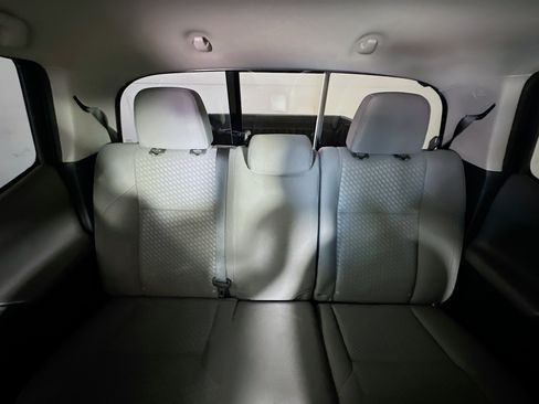 Used 2021 Toyota Tacoma SR5 image 29