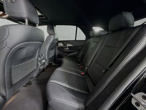 Used 2022 Mercedes-Benz GLE 350 w/ Premium Package image 26