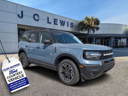 New 2025 Ford Bronco Sport Outer Banks w/ Outer Banks Tech Package+ image 1
