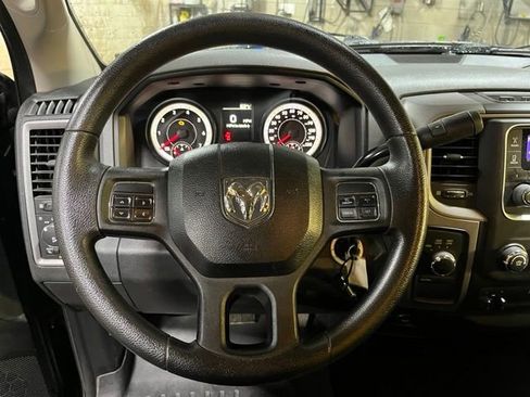 Used 2014 RAM 1500 Express AWD/4WD image 18