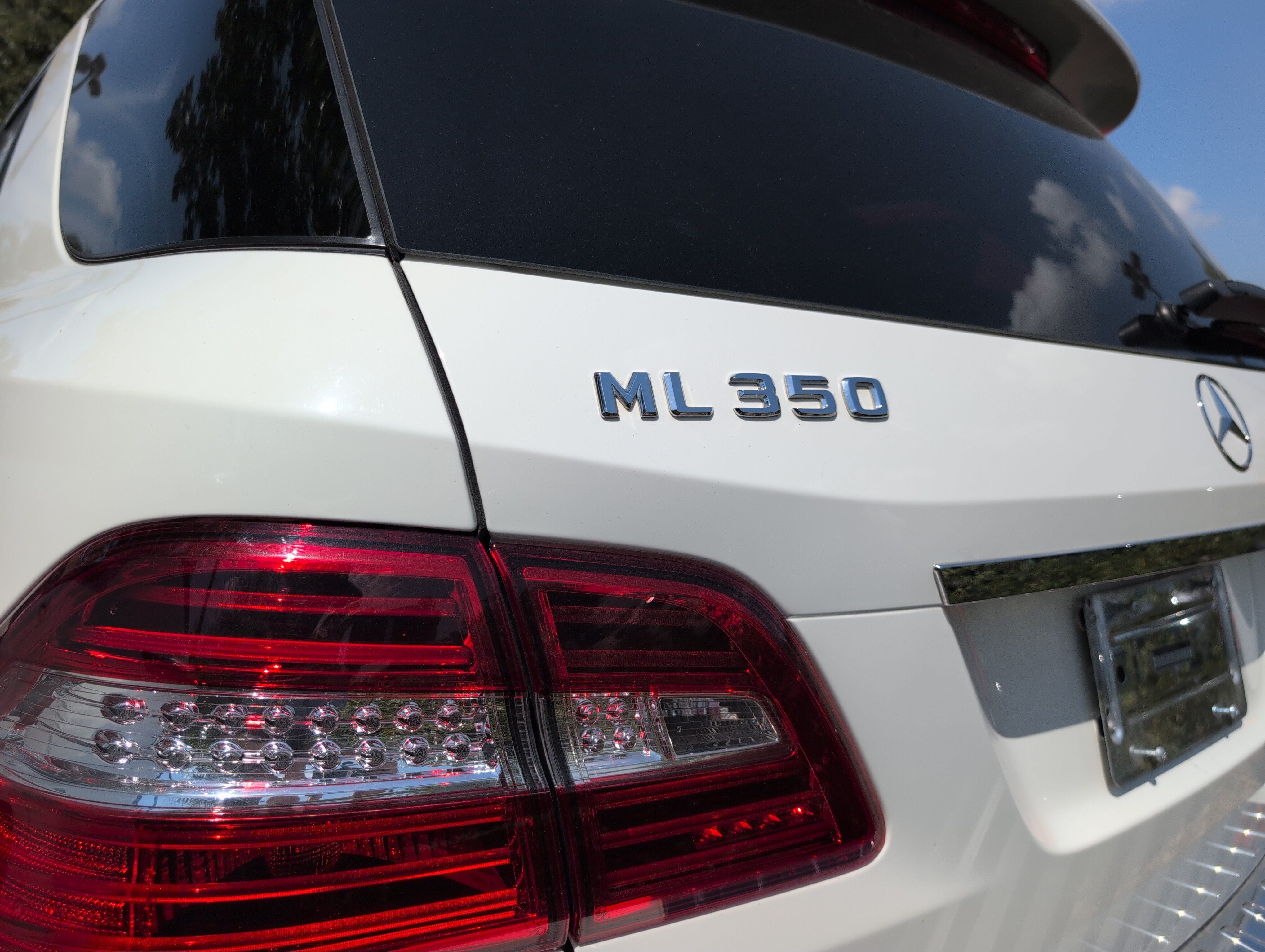 Used 2012 Mercedes-Benz ML 350 BlueTEC 4MATIC image 10