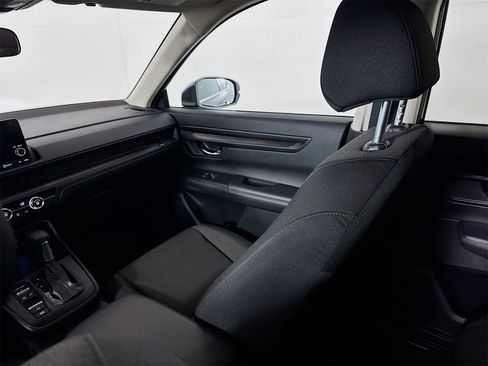 Used 2025 Honda CR-V LX image 19