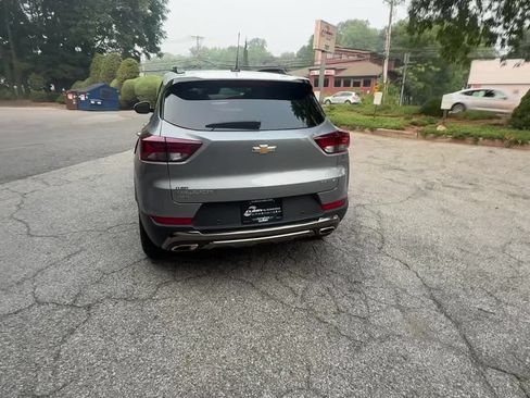 Used 2023 Chevrolet TrailBlazer ACTIV w/ Sun and Liftgate Package AWD/4WD image 11