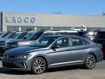 Used 2025 Volkswagen Jetta SE