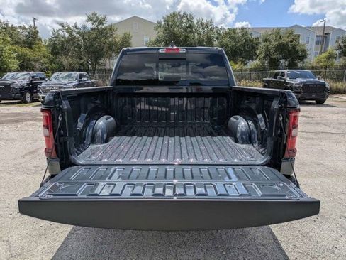 New 2026 RAM 1500 Express AWD/4WD image 12